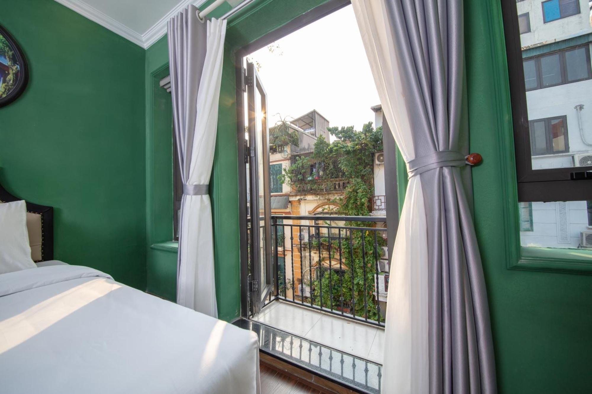 Madelise Adora Hotel & Travel Hanoï Extérieur photo